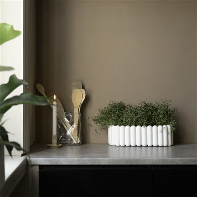 White Mist Oval Planter