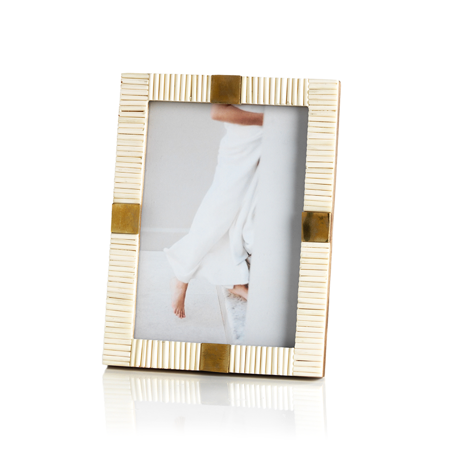 Maha Photo Frame