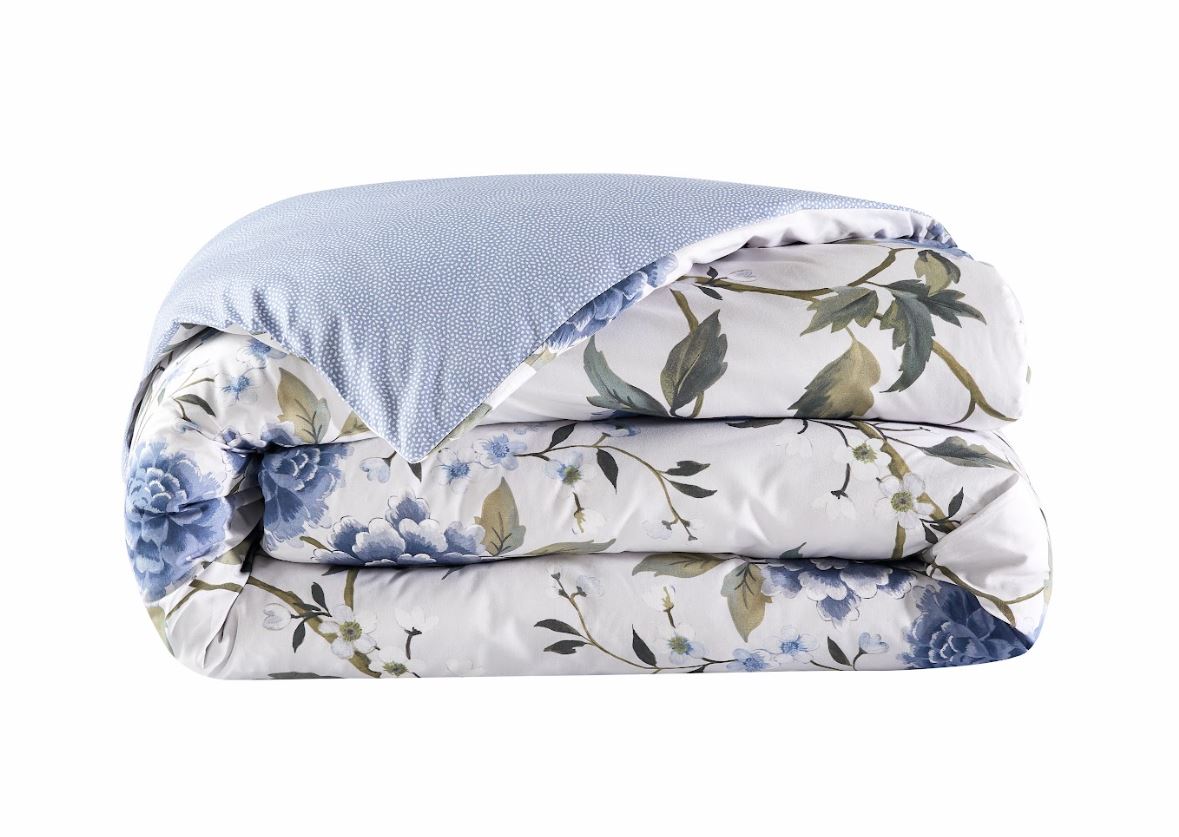 Anne de Solene Amboise Duvet Cover